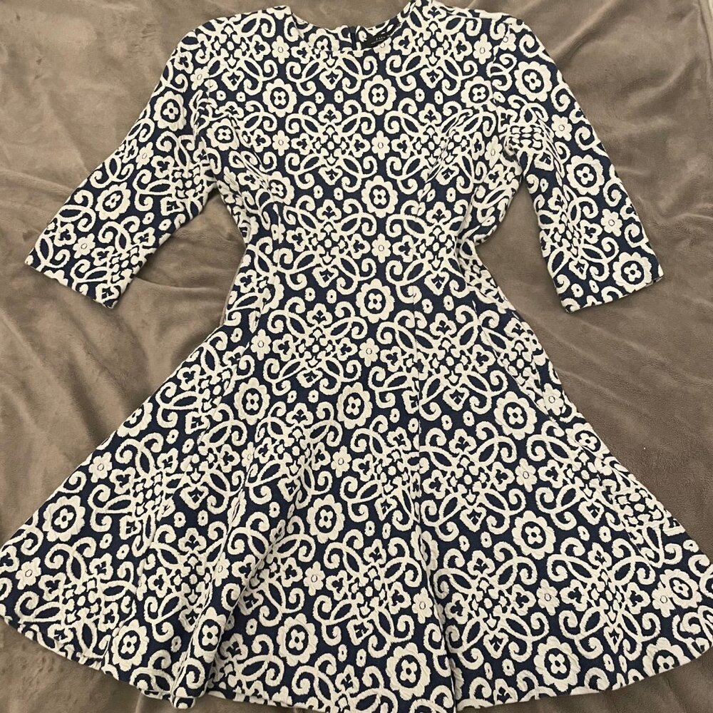 ZARA blue & white print dress - size Large